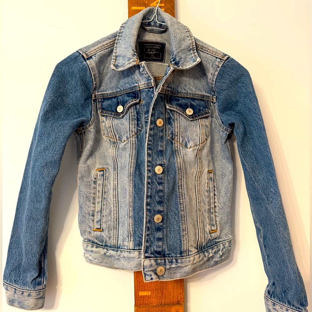 Abercrombie & Fitch Patchwork Denim Jacket